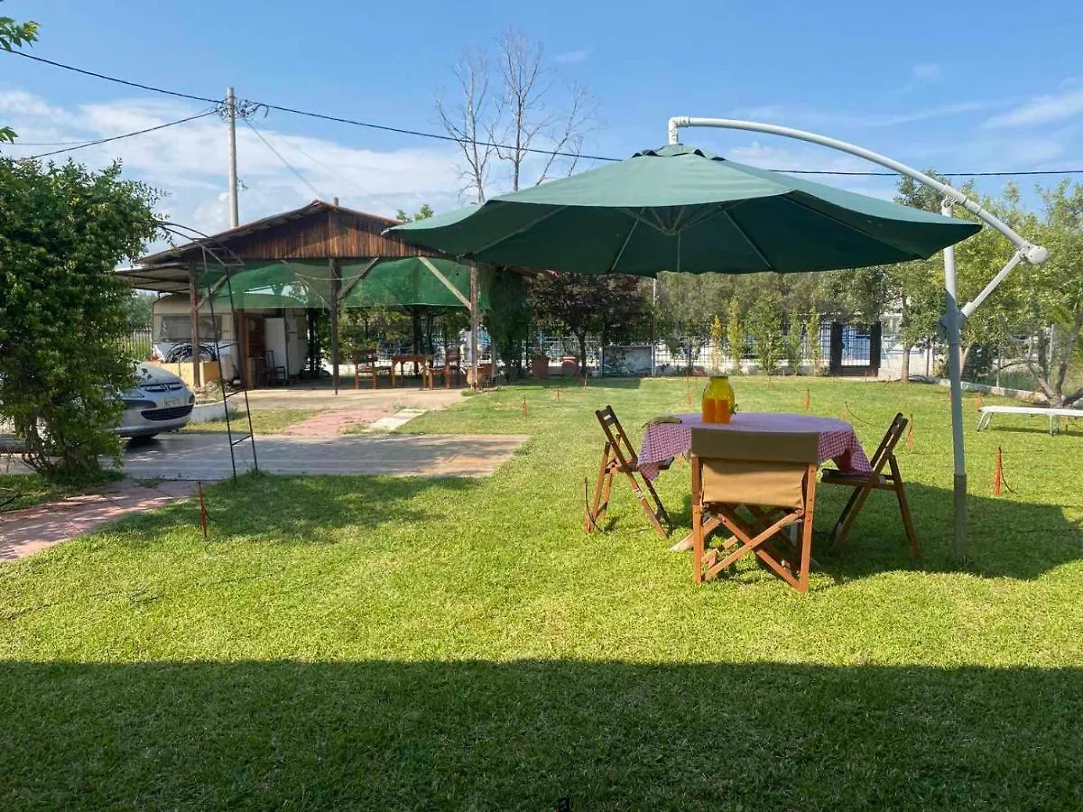 San Mamas Seaside Cottage-House, Large Garden And Caravan Agios Mamas  0*, Agios Mamas (Chalkidiki) Greece