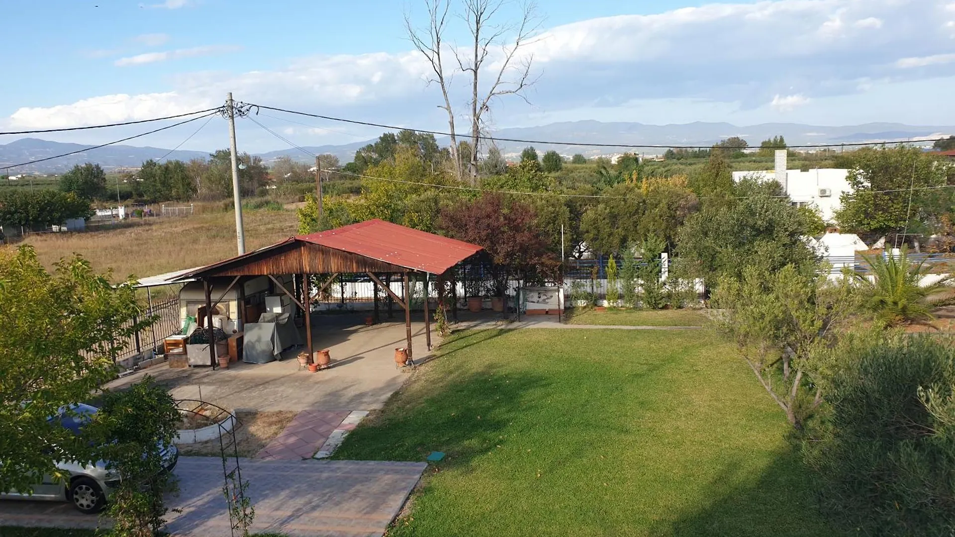 San Mamas Seaside Cottage-House, Large Garden And Caravan Agios Mamas  Holiday home Agios Mamas (Chalkidiki)